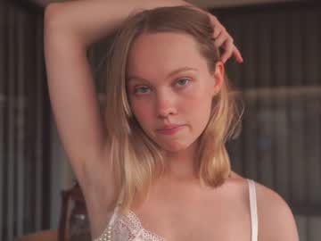 local cam girl bibi_it_is image #2402229