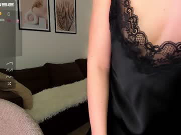 local cam girl intrigueeme image #1185547