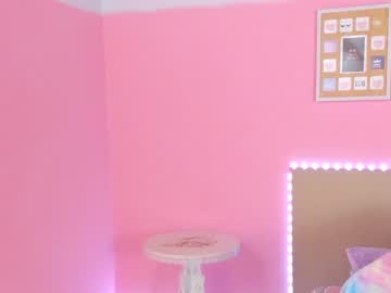 local cam girl little_effy18 image #2047126