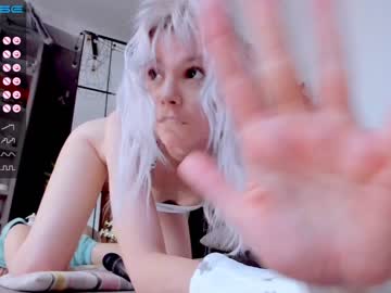local cam girl careful_i_bite image #2218339