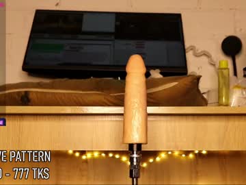 local cam girl crystalreves image #1501497
