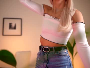 local cam girl peach_me image #157074