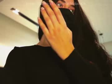 local cam girl maksin_cb image #2040727