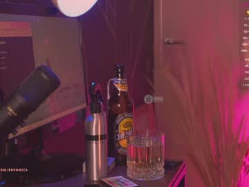 local cam girl bronnica image #400900