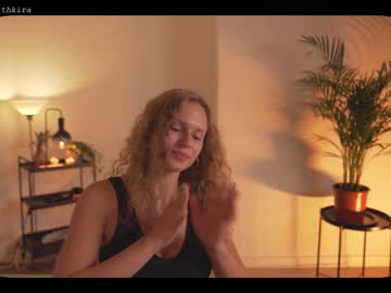 local cam girl chillwithkira image #1296227