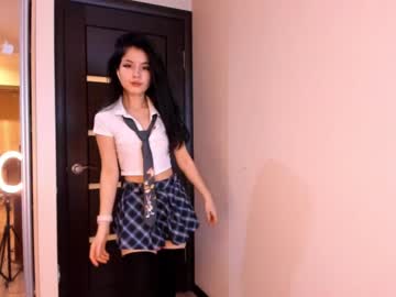 local cam girl akino_17 image #926023