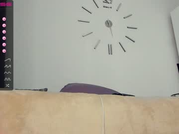 local cam girl miolimm image #1025773