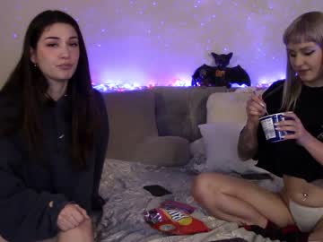 local cam girl mari_and_jandro image #2420543