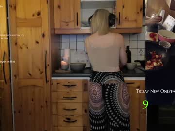 local cam girl kimilee22 image #1195728