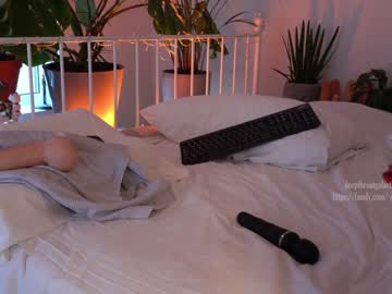 local cam girl _deepthroatgalactica image #1405539