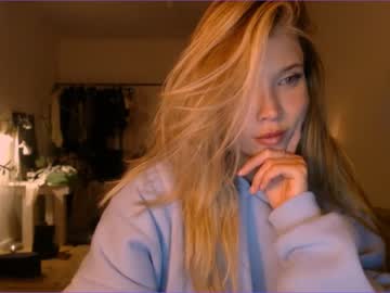 local cam girl bitter_moon image #2225033
