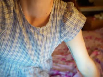 local cam girl ellaa91 image #2036241