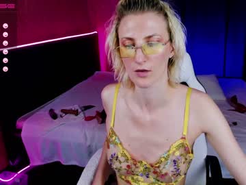local cam girl eva__blonde image #1410356