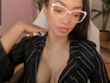local cam girl kleogold_1 image #1154380