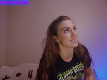 local cam girl chroniclove image #1527047