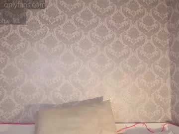 local cam girl lillpio image #539300