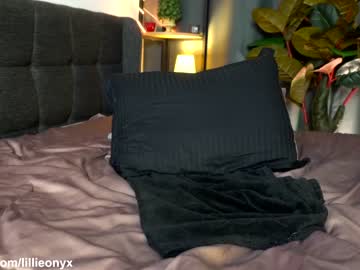 local cam girl lillieonyx image #191563
