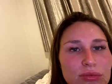 local cam couple makemesquirtbaby69 image #1023179