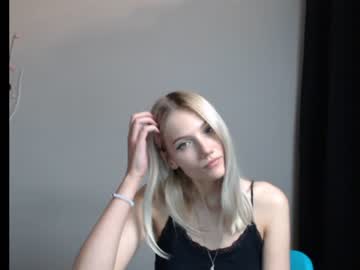 local cam girl gilliana_mo image #385098