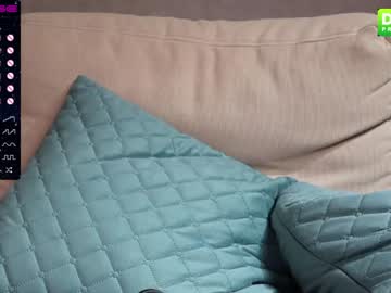 local cam girl fallen_angel_18 image #944663