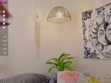 local cam girl grettabenett_ image #1224307