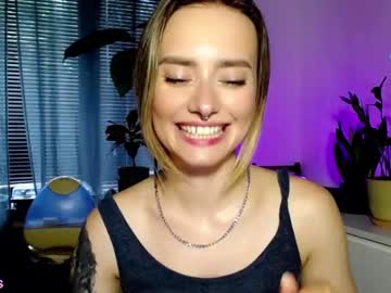 local cam girl _yvie_ image #1534246