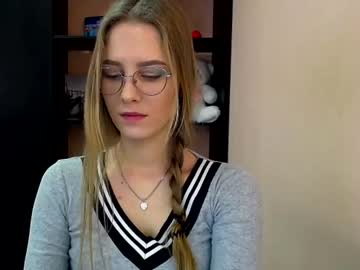 local cam girl lilian_l image #571424