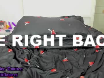 local cam girl violetttflowers image #937049