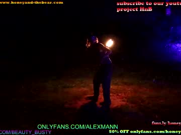 local cam couple honeyand_thebear image #1283852