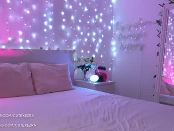 local cam girl ezra image #1468916