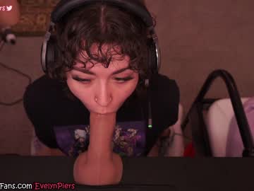local cam girl evelynpiers image #2500767