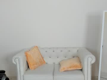local cam girl oliviabr0wn image #2067534