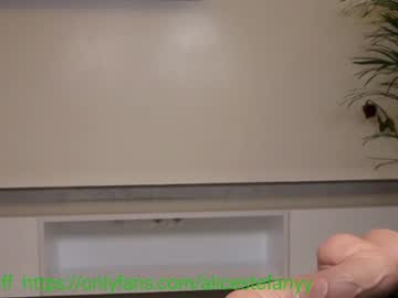 local cam girl smileyouarehere image #1556006