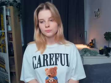 local cam girl intimacy_scene image #2690861