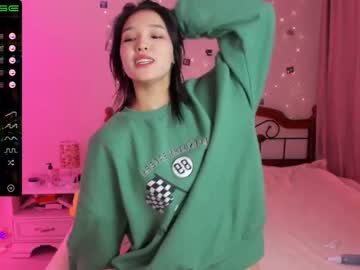 local cam girl aisneon image #771594