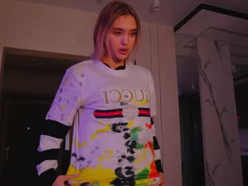 local cam girl angella_kleee image #2034059