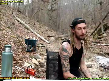 local cam couple honeyand_thebear image #2485684