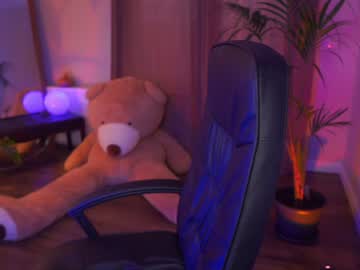 local cam girl juicyandthepussyblvd image #2000369