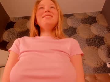 local cam girl crystalreves image #393771