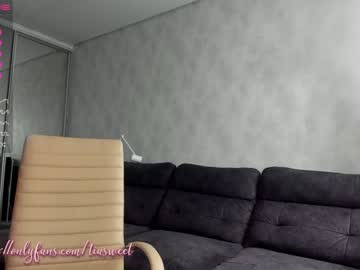 local cam girl tia__moon image #1323218
