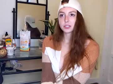 local cam girl _heytheredelilah image #1926414