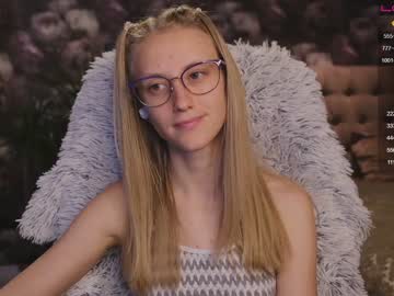 local cam girl angeellina image #680340