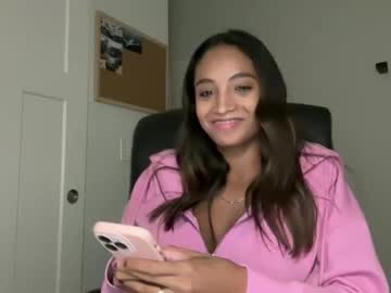 therealgiana local cam