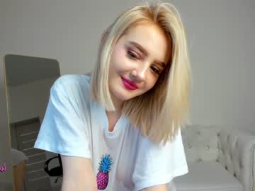 local cam girl oliviabr0wn image #2091330