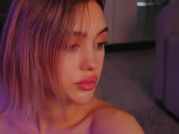 local cam girl angella_kleee image #2033573
