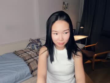 local cam girl darinaweis image #2733878