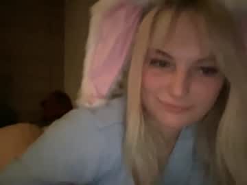 holli__wood local cam