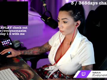 local cam girl evelyne92 image #1344292