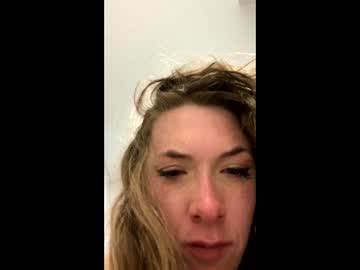 local cam girl lilsuhhornyho image #2630659