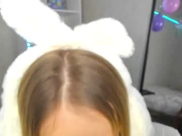 local cam girl emilymilkenn image #429673